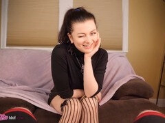 Naamallinen, Gootti, Sukkahousu