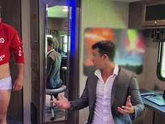 18, Anaali, Suihinotto, Kyrpä, Takaapäin, Naamallinen, Hd, Lihas