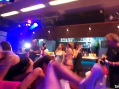Isot tissit, Blondi, Ruskeahiuksinen, Sormetus, Ryhmä, Sekarotuinen, Äiti jota haluaisin panna, Tatuointi