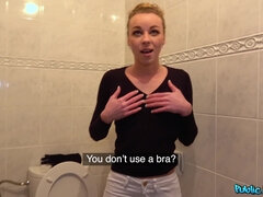 Cul, Salle de bains, Blonde, Sucer une bite, Français, Piercing, Pov, Public