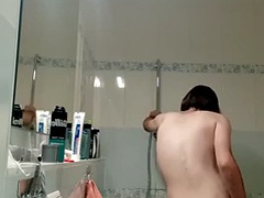 Amador amadora, Europeu, Engraçadinhoa, Gay bicha veado, Realidade, Ducha chuveiro, Magrinha, Solo chão