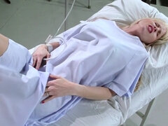 Arsch, Grosser schwanz, Blondine, Blasen, Spermaladung, Hd, Titten, Uniform