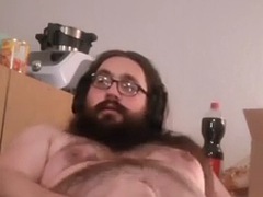 German fat bear talks about how much he WANTS to get fat!