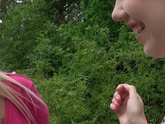 Blottere, Kæreste, Lesbisk, Slikning, Onani, Udendørs, Offentlig, Fisse