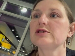 Morena, Europeo, Maduro, Madres para coger, Tetas naturales, Público, Pezones inflados, Tetas