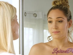 Adorable broad Charlotte Stokely seduced by aroused Lily Labeau