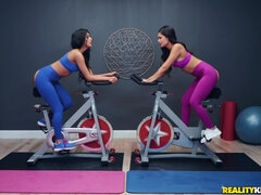 Zwart, Seksspeelgoed, Zoenen, Latijnse vrouw, Likken, Natuurlijke tieten, Doordringend, Billekoek