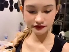 Delia Sugar splattered after sucking and fucking