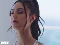 舐める尻, ブロンド, フェラチオ, なめる, オマンコ, 馬乗り, おもらし, 三人