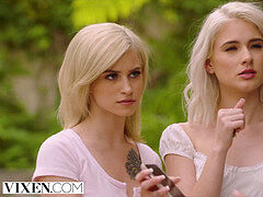 Kukk suging, Brunette, Sæd i munnen, Ansiktssperm, Kvinner mann, Anus slikking, Trekant