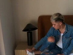 Anale, Pompino, Brunetta, Università, Venire in bocca, Gola profonda, Leccata, Sculacciata