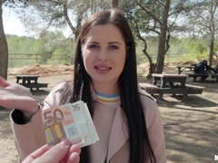 Kukk suging, Brunette, Pikk, Penger, Offentlig, Fitte, Ridning, Barbert