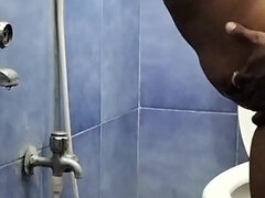 Azjatka, Łazienka, Biseksualny, Para, Domowej roboty, Indyjski, Krótkie włosy, Żona