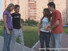 18 χρονον, Χύσιμο, Στο πρόσωπο, Ομάδα, Σκληρό, Ηδ, Πάρτυ, Έφηβος