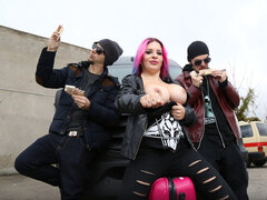 Schmuddelige sprache, Hundestellung, Emotionale dirne, Absätze, Geld, Natürlich, Prostituierte, Tätowierung