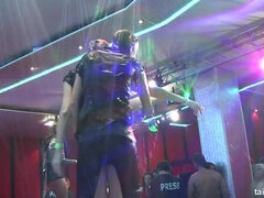 Aangekleed, Dansen, Interraciaal, Lesbisch, Feest, Satijn, Swinger, Nat