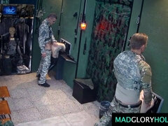 Amateur, Blonde, Trou de la gloire, Groupe, Hard, Réalité, Nénés, Jouets