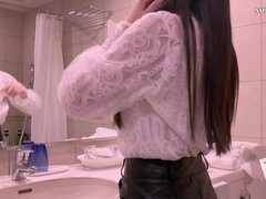 Amatőr, Ázsiai, Gesztenyebarna, Nagylány, Kézimunka, Hd, Filigrán alkatú, Nézőpont