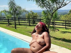 Afrikanisch, Wohlbeleibte schöne frauen, Schwarz, Furzen, Frau, Masturbation, Pool, Muschi
