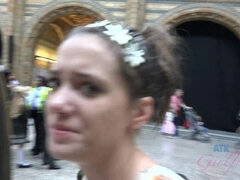 Ruskeahiuksinen, Jalkahoito, Tyttöystävä, Lävistys, Ajeltu, Laiha, Strippaus, Tissit