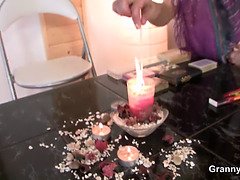 Isoisä, Mummo, Vanhempi, Pillu, Todellisuus, Laiha, Teini, Tissit