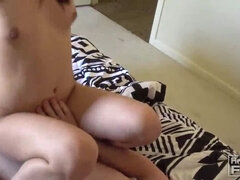 18, Duży kutas, Obciąganie, Wytrysk, Styl na pieska, Hardcore, Latynoska, Nastolatki