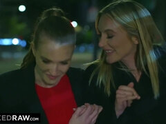 69   sottosopra, Grande cazzo, Bionda, Doppia penetrazione, Facciale, Quartetto, Cavalcando, Schizzi