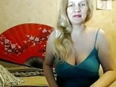 Russian banging mommy Yulia, 55 year old