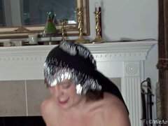 Жопа, Брюнетки, Волосатые, Мастурбация, Пухлые соски, Тату