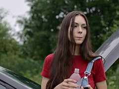 Bbw, Veľké péro, Auto, Creampie, Striekanie semena, Hardcore, Na verejnosti, Ruskej