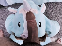 Kauniit, Makuuhuone, Suihinotto, Veli, Ruskeahiuksinen