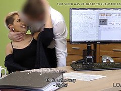 Schönheit, Blondine, Pummelig, Geile alte tussi, Küssen, Büro, Muschi, Stiefmutter