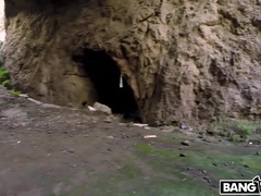 Sucer une bite, Brunette brune, Tir de sperme, Hard, Hd, Mère que j'aimerais baiser, De plein air, Public