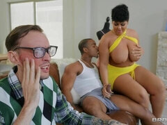 Monumentális dákó, Gesztenyebarna, Ébenfekete, Fajok közötti, Természetes mellek, Rövid haj, Tini, Begyek