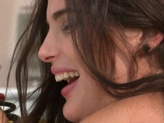 Amaterji, Neverjetno, Fafanje, Zunanji izliv, Obrazno, Dekle drka tiča, Hardcore, Medrasni seks