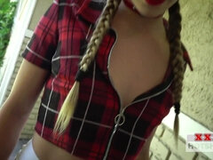 18, Blondynka, Dominacja, Kneblowanie, Obcasy, Squirting, Nastolatki, Cycki