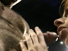 Amerikanisch, Schönheit, Grosse titten, Blasen, Arzt, Aufs gesicht abspritzen, Milf, Nylon