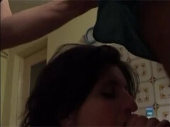 Πρωκτικό, Χύσιμο, Πούτσος, Μαλλιαρός, Μαμά, Πάρτυ, Μητριά, Τρίο