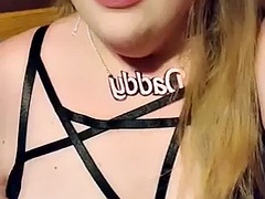 BBW goth shows off sexy Halloween lingerie and then uses new toy in her fat pussy
