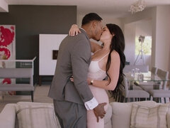 Skyla Novea rides BBC with passion and lust