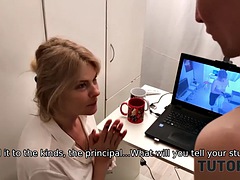 Blondi, Vanhempi, Venäläinen, Ajeltu, Opettaja