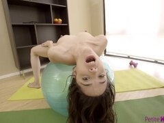 Yoga Babe - S14:E4