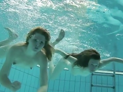 A duo super hot 18-19 year-old chicks in the pool