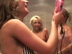 Four deluxe European inexperienced bitches having fun in the bathroom