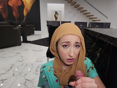 Arab slut Sweet Sophia gets screwed in POV