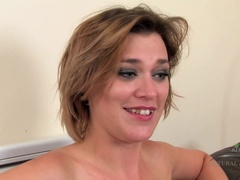 Hairy milf Leanne Smith interview and tease