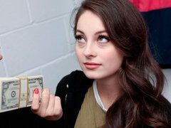 Pik sutte, Brunette, Hundestilling, Håndjob, Barberet, Tatovering, Teenager, Bryster