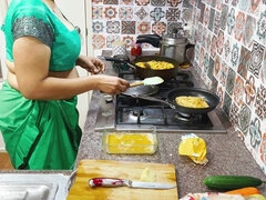 Homely Hotwife’s Saree Tuck & Hip Fold Elegance - a Kitchen Delight!