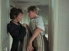 Erótico, Europeo, Italiano, Mucama, Retro, Sexo soft, Adolescente, Clasico