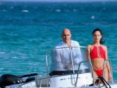 VIXEN Latina Sugar Baby Satisfies Her Daddy On Vacation